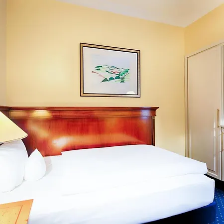 Hotel Welcome Geyerswörth 4*