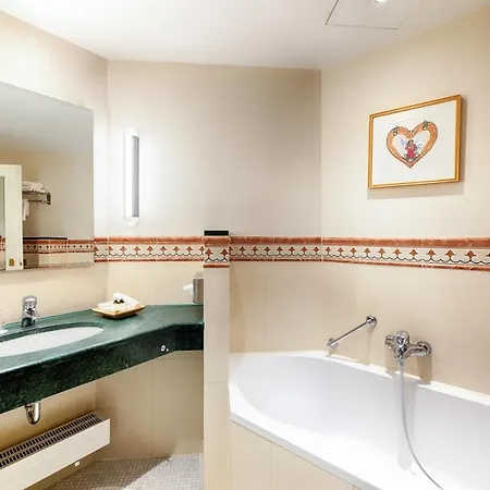 Geyerswoerth 4*