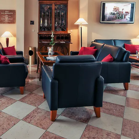 Hotel Welcome Geyerswörth 4*